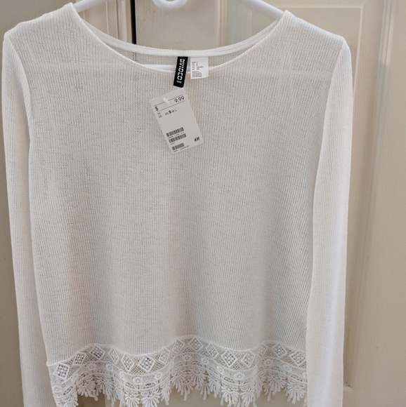 H&M Tops - H&M Divided Cream Lace Hemline Top
